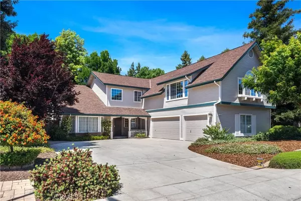 2123 Wrenwood Avenue, Clovis, CA 93611