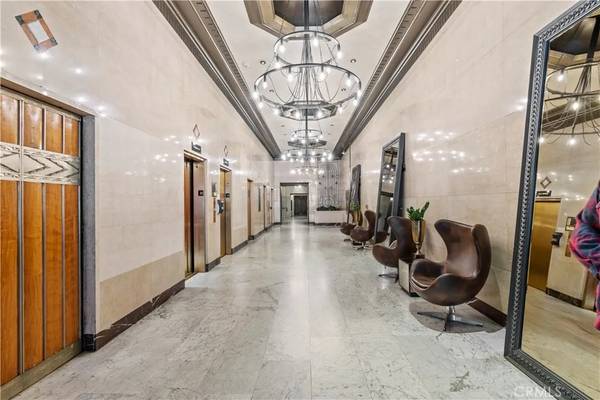 Los Angeles, CA 90013,460 S Spring Street #613