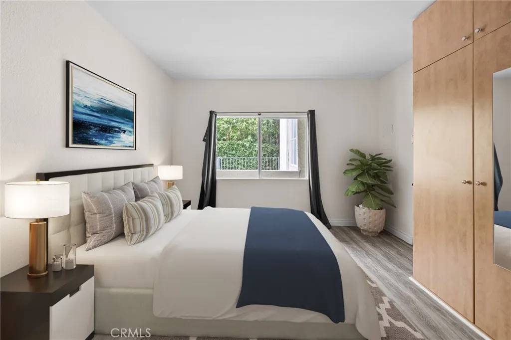1228 N La Cienega Boulevard #105, West Hollywood, CA 90069