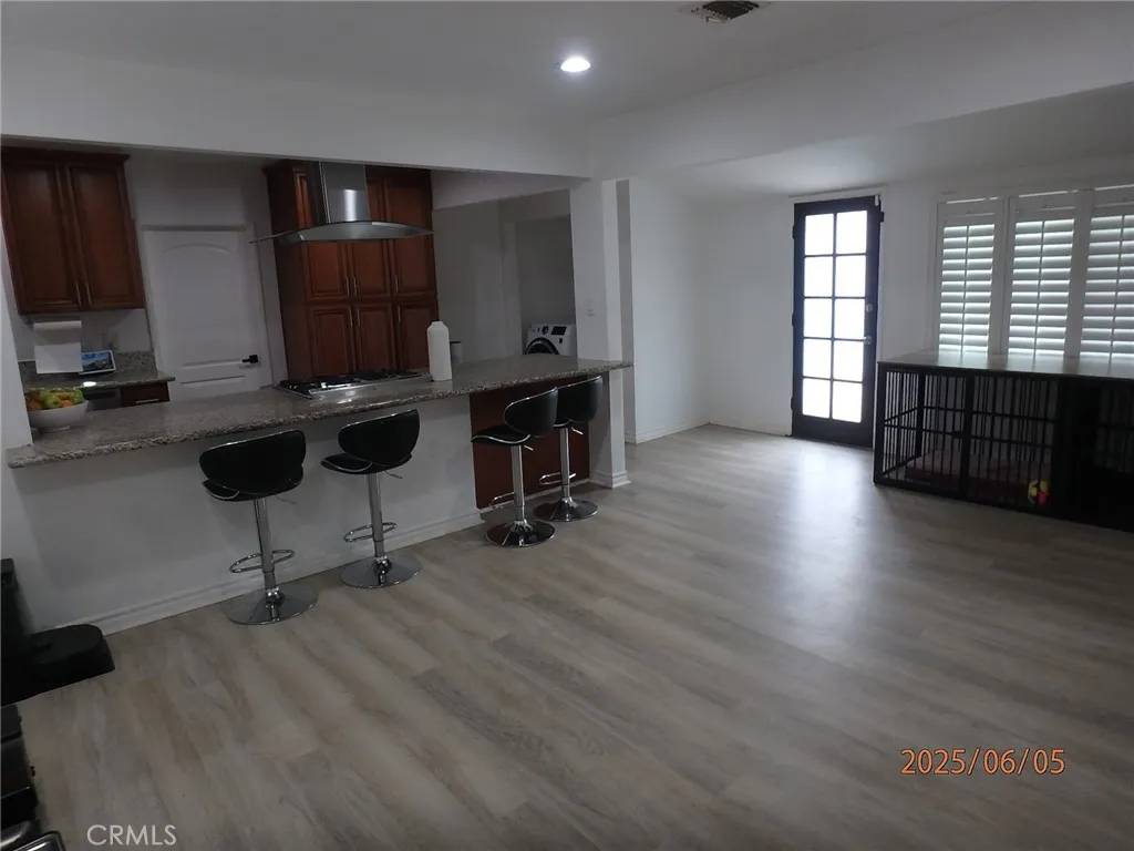 Van Nuys, CA 91406,17457 Covello Street