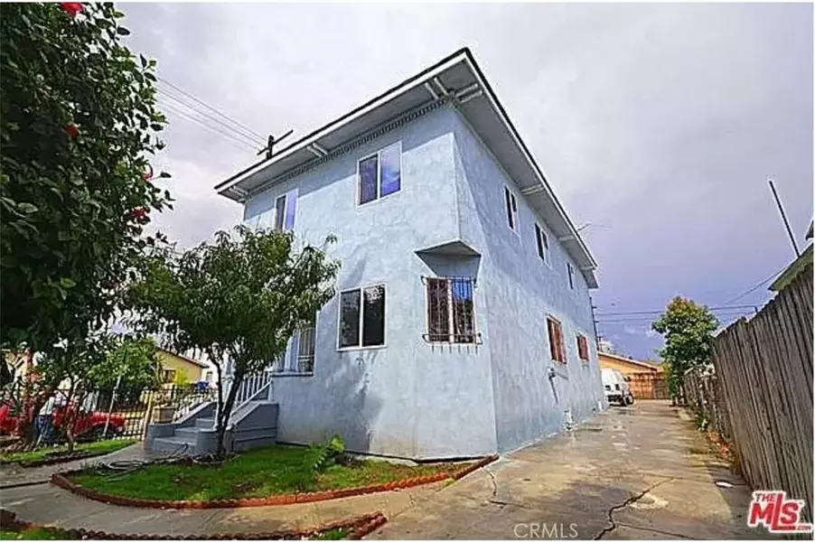 5102 Woodlawn Avenue, Los Angeles, CA 90011