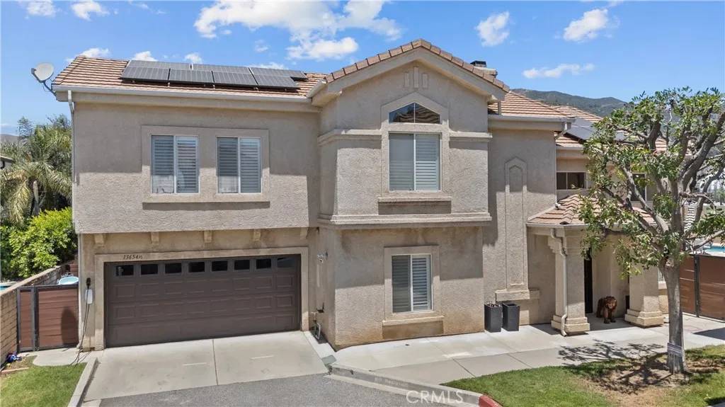 13654 Dronfield Avenue, Sylmar, CA 91342