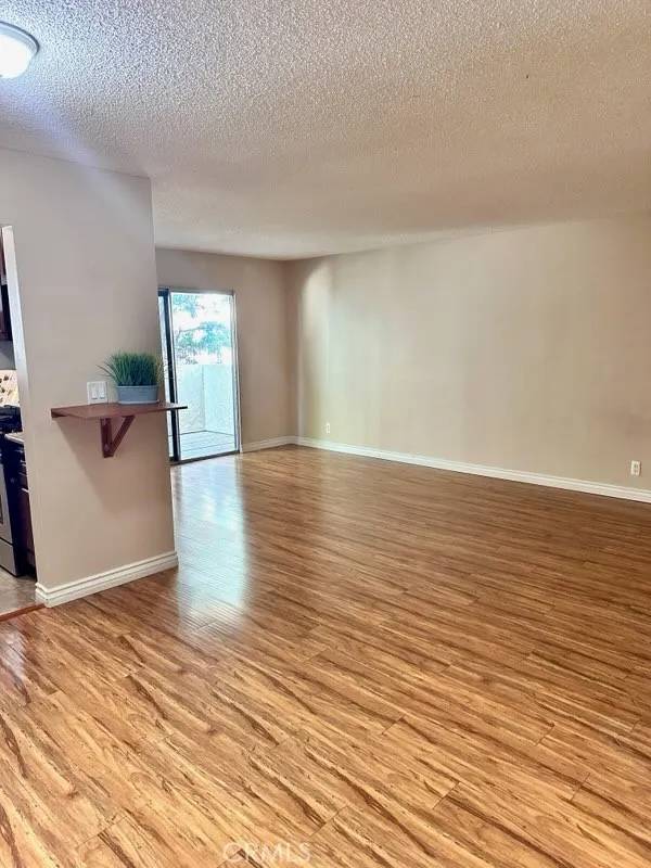 Sylmar, CA 91342,13080 Dronfield Avenue #80
