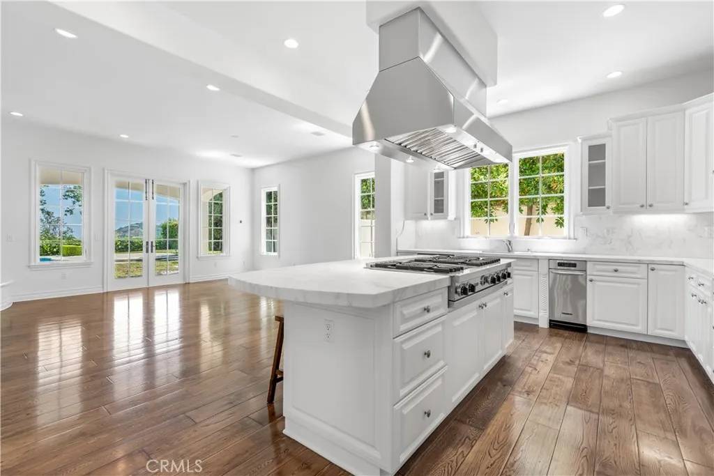Calabasas, CA 91302,25471 PRADO DE ORO