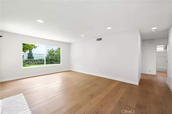 Thousand Oaks, CA 91362,1780 Summer Cloud Drive