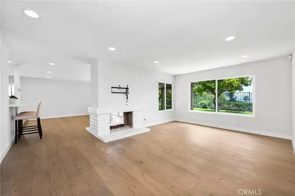 Thousand Oaks, CA 91362,1780 Summer Cloud Drive