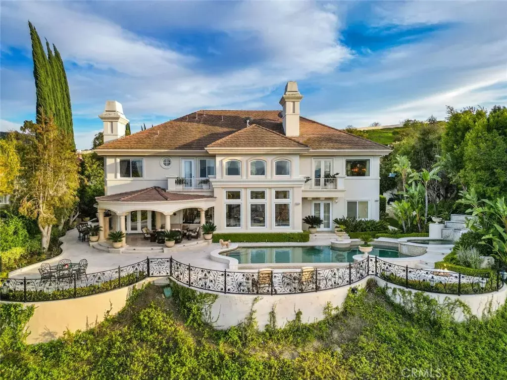 Tarzana, CA 91356,3724 Winford Drive