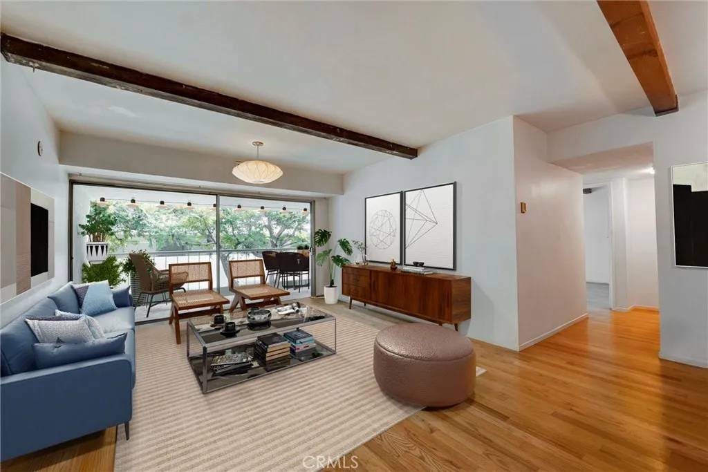 1701 Clinton Street #402, Los Angeles, CA 90026