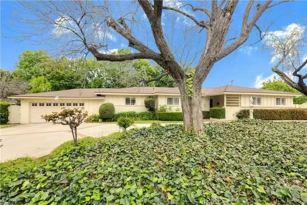 9839 Canby Avenue, Northridge, CA 91325