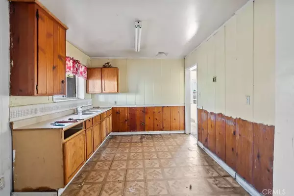 Sunland, CA 91040,10726 Radwin Avenue