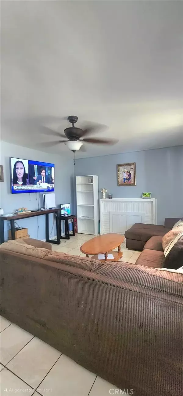 Santa Ana, CA 92704,1414 S Douglas Street