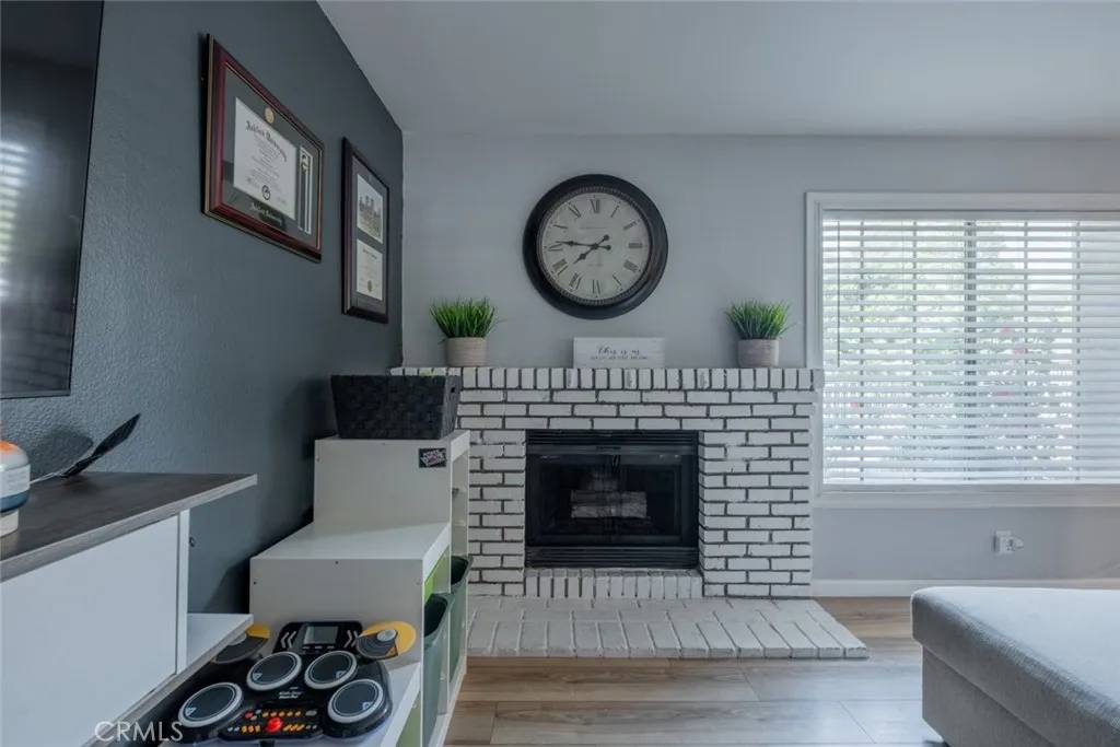 Sylmar, CA 91342,14344 Foothill Boulevard #405