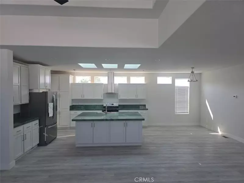 21500 Lassen #45, Chatsworth, CA 91311