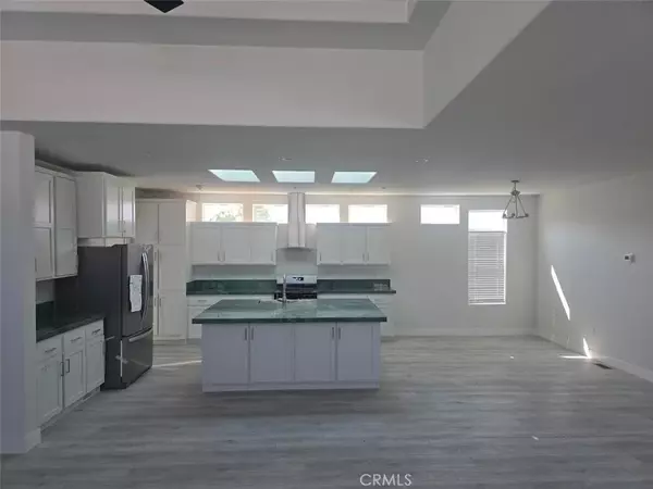21500 Lassen #45, Chatsworth, CA 91311