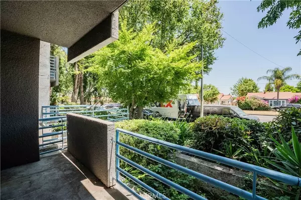 Encino, CA 91316,5151 Balboa Boulevard #104