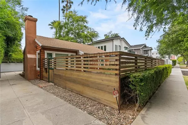 Sherman Oaks, CA 91403,4514 Cedros Avenue