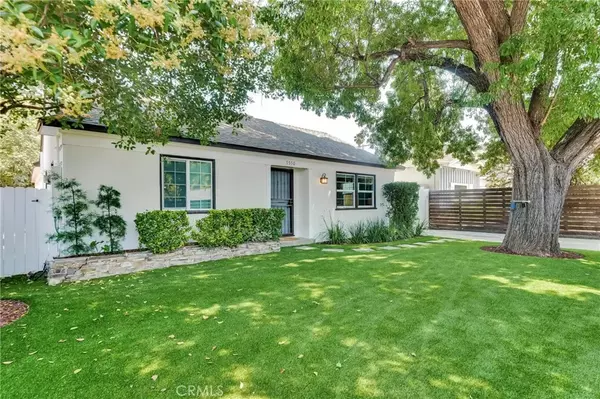 5550 Fallbrook Avenue, Woodland Hills, CA 91367