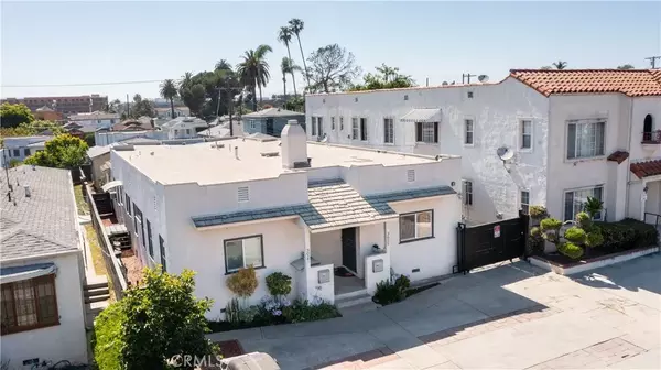 Los Angeles, CA 90018,3025 Edgehill Drive