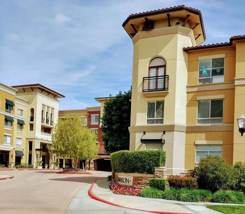 Valencia, CA 91355,24595 Town Center Drive #3407