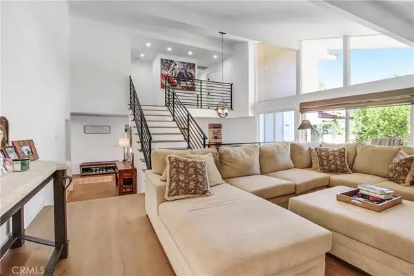 Westlake Village, CA 91361,31701 Kentfield Court