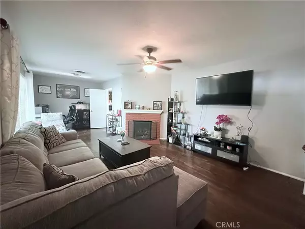 Bakersfield, CA 93309,615 Cherokee Drive