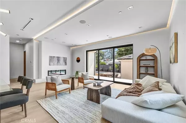 North Hollywood, CA 91606,6238 Babcock Avenue