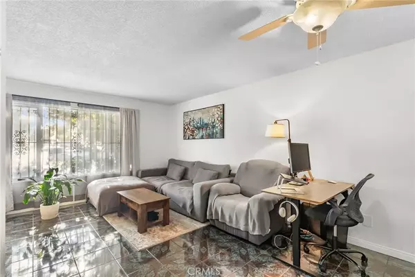 Panorama City, CA 91402,8718 Willis Avenue #34