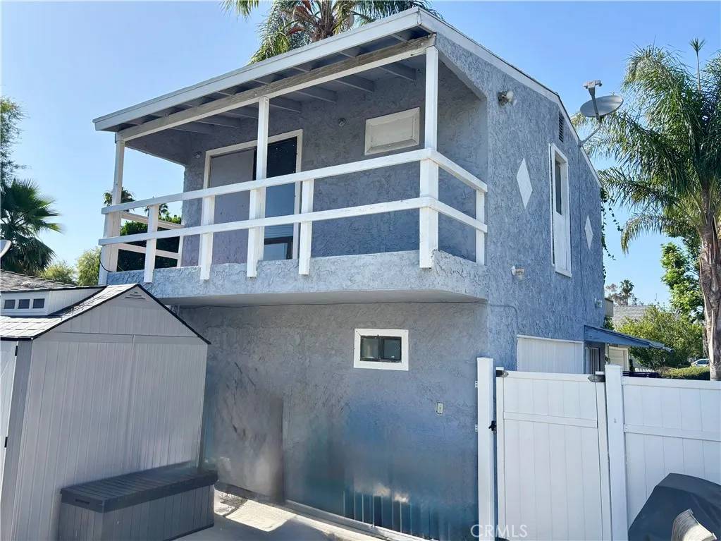 Sherman Oaks, CA 91401,5209 Sylmar Avenue