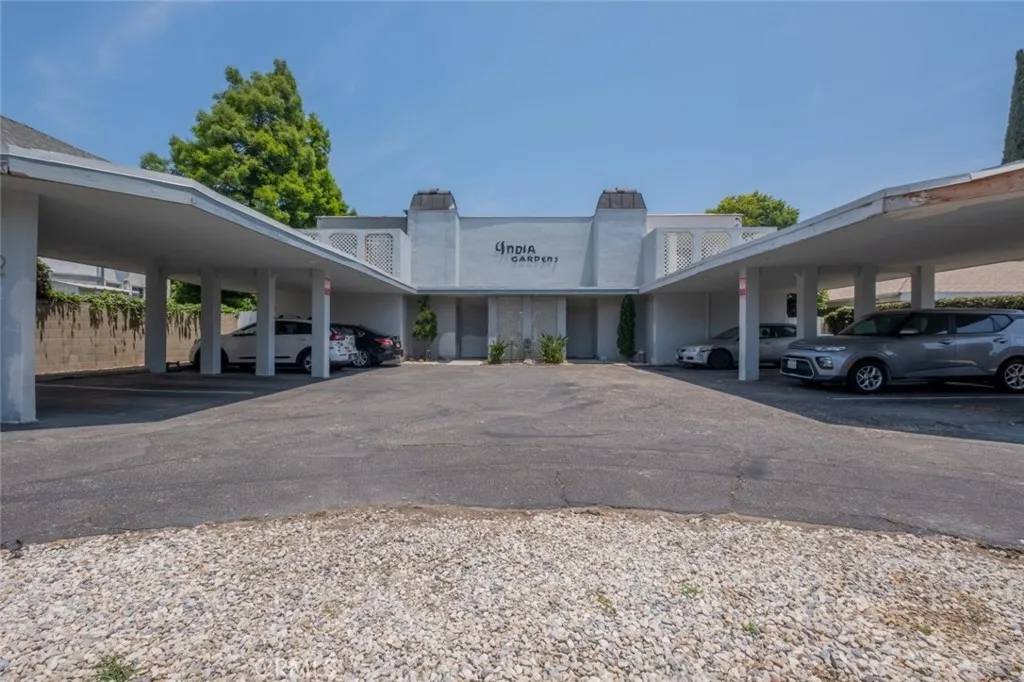 432 S Sierra Madre Boulevard #2, Pasadena, CA 91107
