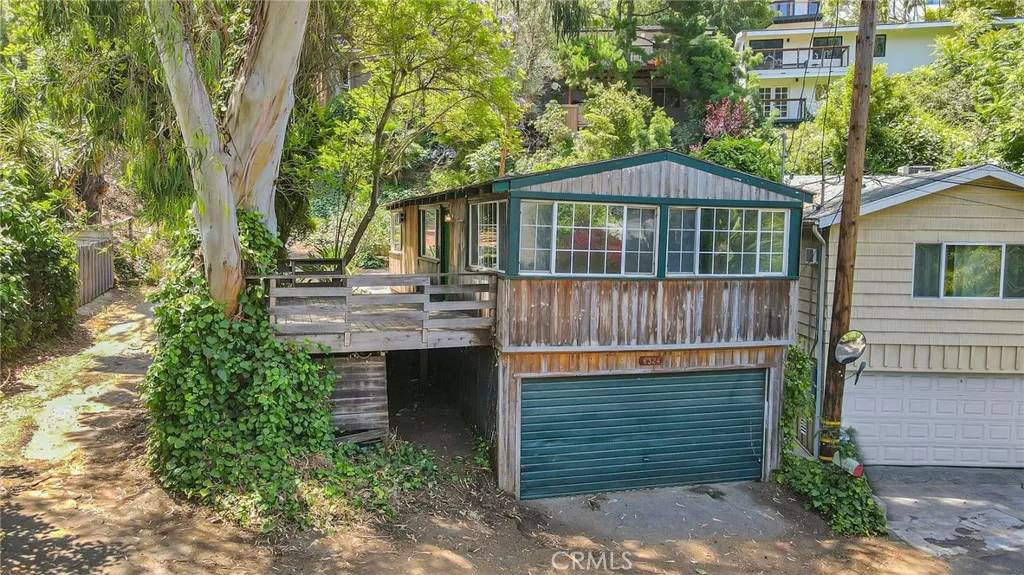 Los Angeles, CA 90068,6324 Deep Dell Place