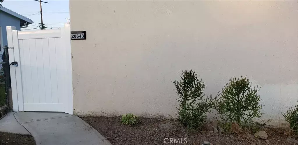 20643 Cohasset Street, Winnetka, CA 91306