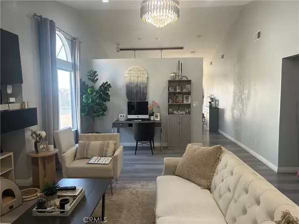 Lancaster, CA 93535,2258 El Rio Street