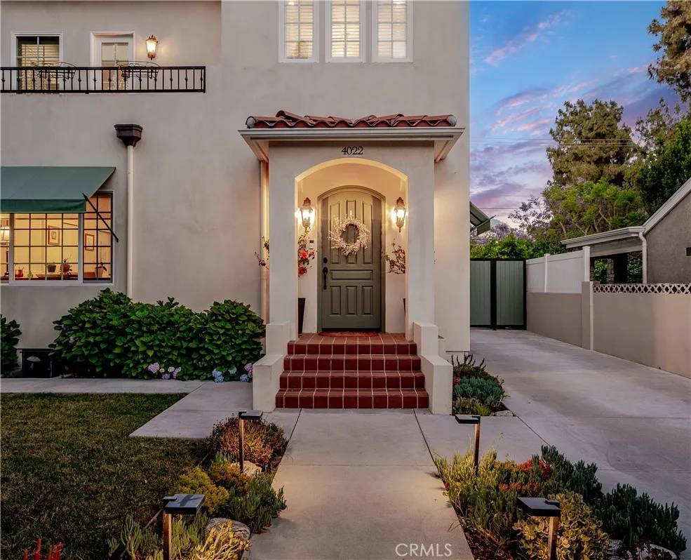 Studio City, CA 91604,4022 Willowcrest Avenue