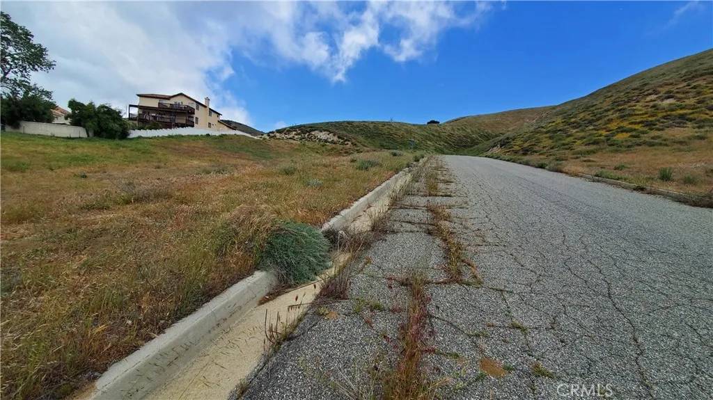Lake Elizabeth, CA 93532,0 Limeridge Dr