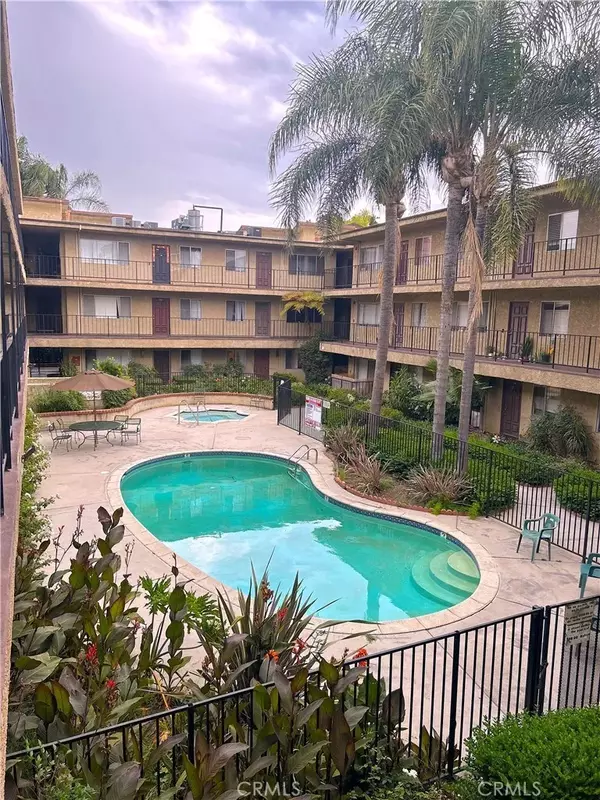 North Hills, CA 91343,8505 Columbus Avenue #107