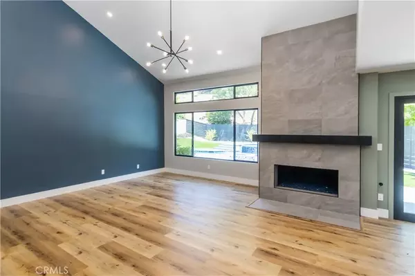 Westlake Village, CA 91361,1612 Valecroft Avenue