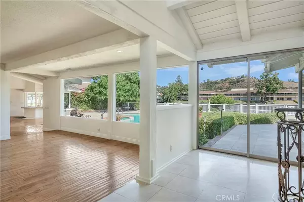 Westlake Village, CA 91361,3924 Fairbreeze Circle