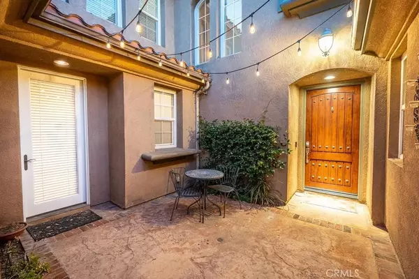 Valencia, CA 91381,26052 Shadow Rock Lane