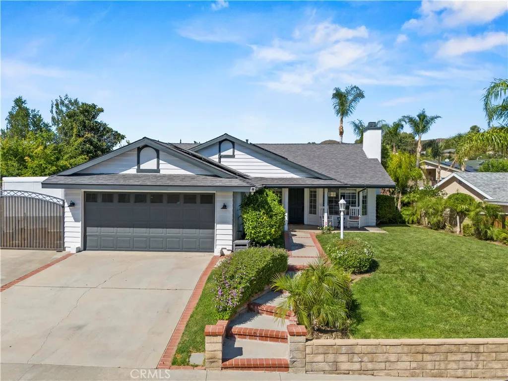 27724 Crookshank Drive, Saugus, CA 91350
