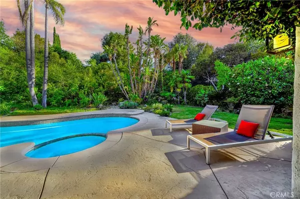 Calabasas, CA 91302,3811 Algonaut Drive