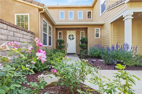 Valencia, CA 91381,25604 Mesquite Court