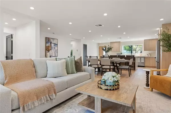 North Hills, CA 91343,8840 Valjean Avenue
