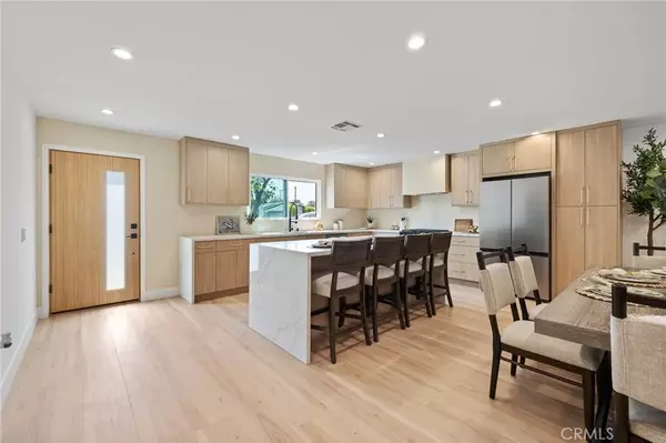 North Hills, CA 91343,8840 Valjean Avenue