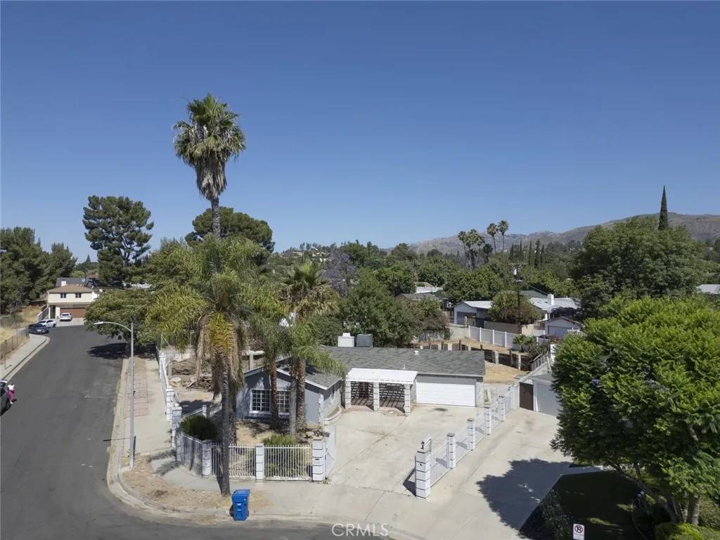 Granada Hills, CA 91344,17256 Kalisher Street