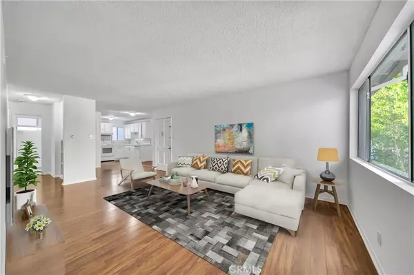 Tarzana, CA 91356,18619 Collins Street #F35