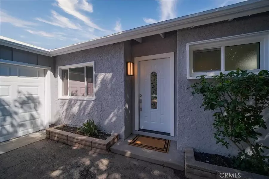 7848 Chastain Avenue, Reseda, CA 91335