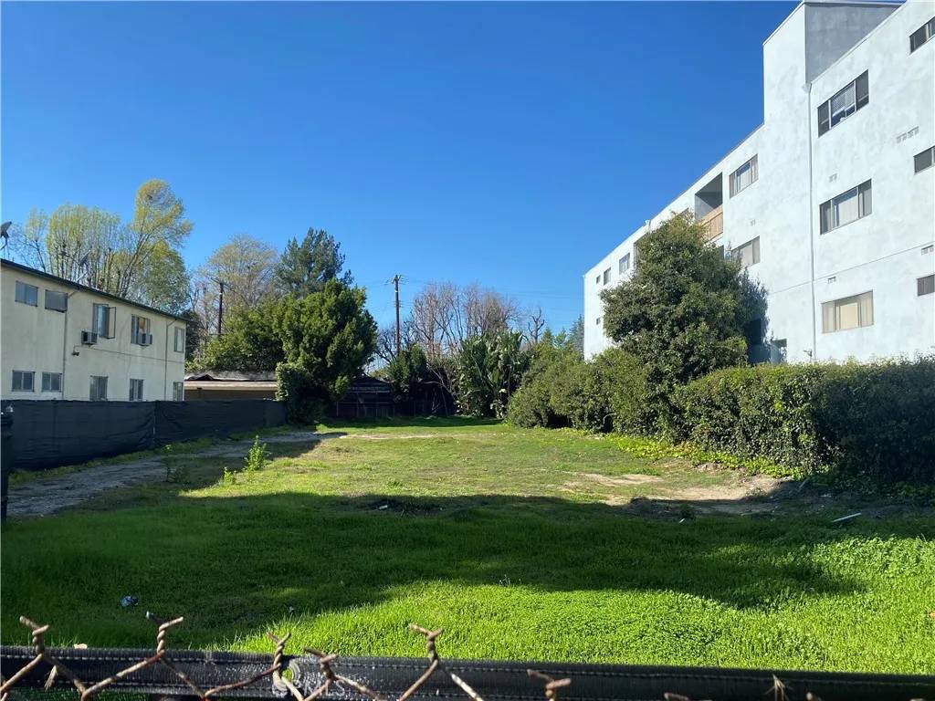 4615 Fulton, Sherman Oaks, CA 91423