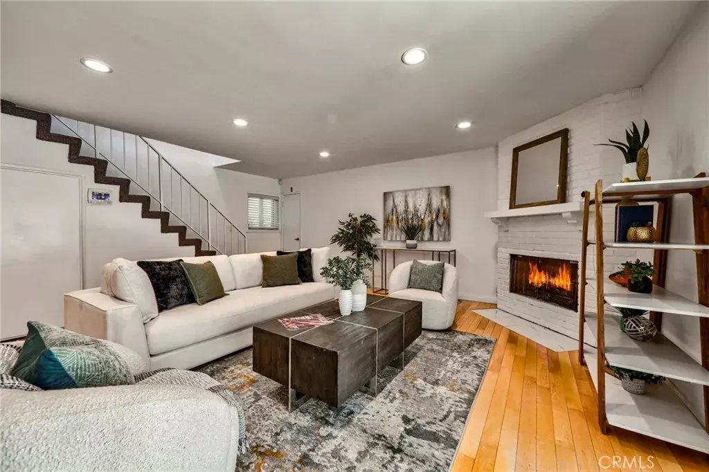 Studio City, CA 91602,11100 Acama Street #16