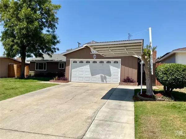 2720 Baylor Street,  Bakersfield,  CA 93305