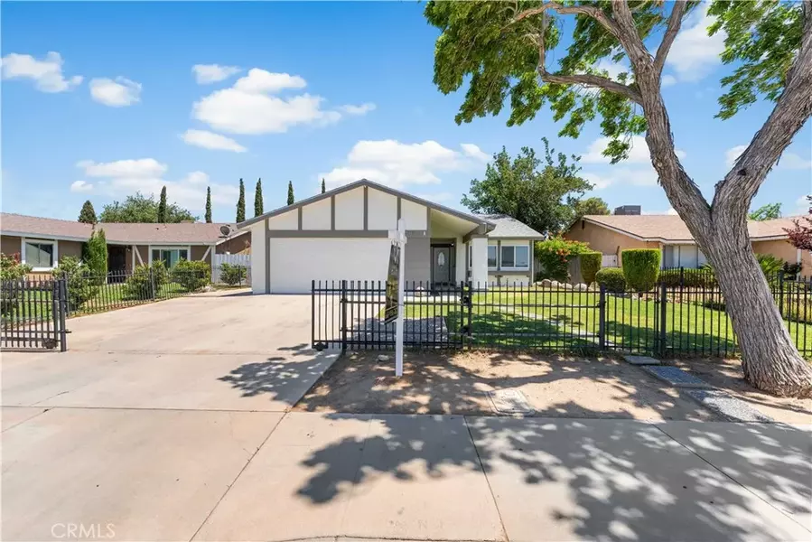 39056 Dianron Road, Palmdale, CA 93551